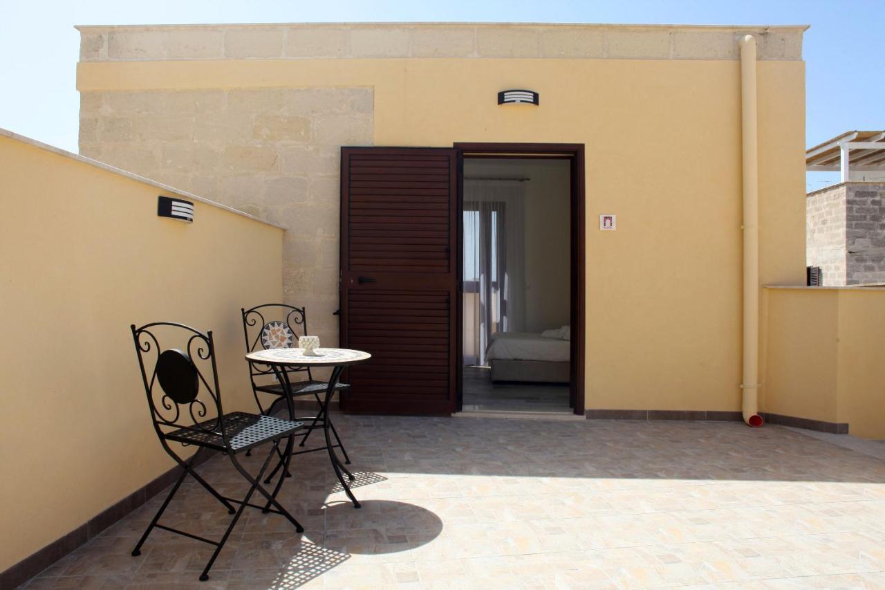 Gli Archi Garden Rooms Favignana Esterno foto